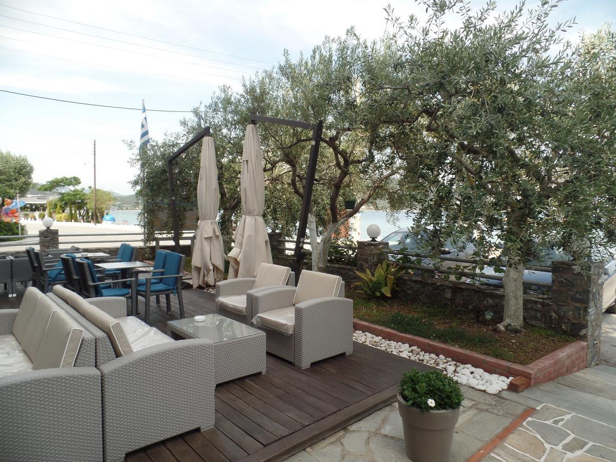Plage Hotel Néa Péramos Εξωτερικό φωτογραφία