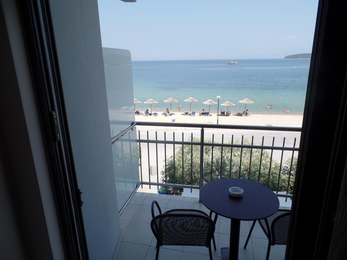 Plage Hotel Néa Péramos Εξωτερικό φωτογραφία